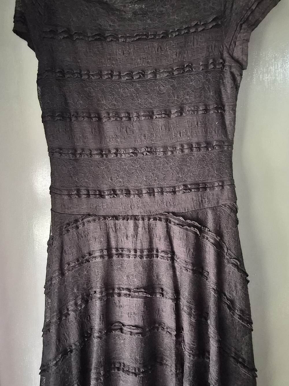 Signature by Sangria Black Textured Midi Dress